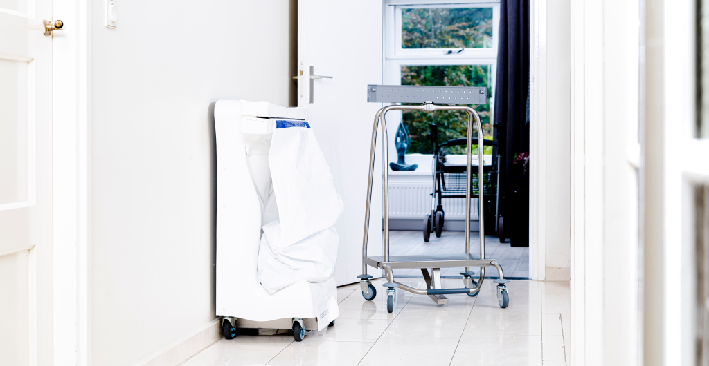 Hygiene inzamel concept van Less2Care Iso-Air, Iso-Safe, Iso-Bag