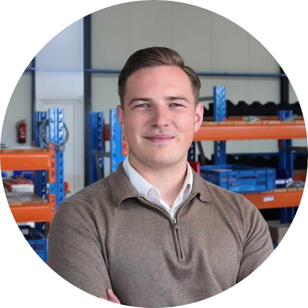 Portret foto Luca Jonkman Regiomanager Less2Care